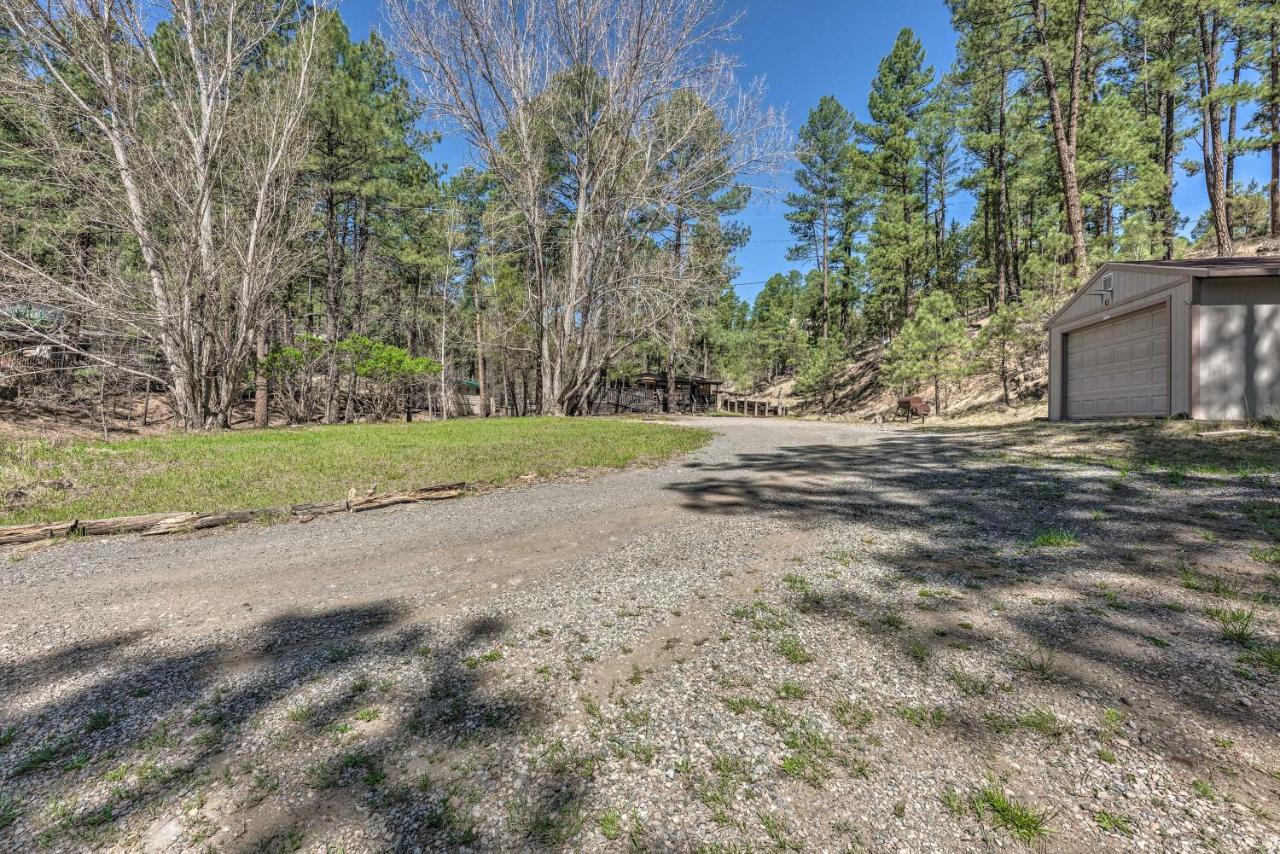 Tranquil Cabin With Stream And Deck Near Dtwn Ruidoso! エクステリア 写真